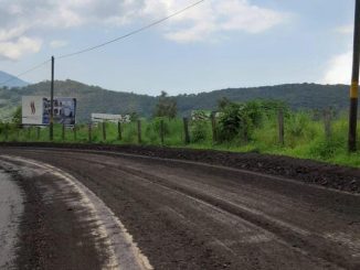 Después de más de 20 años en el olvido, el acceso principal a Tejupilco será reparado. El presidente Municipal, Anthony Domínguez recorrió la zona.