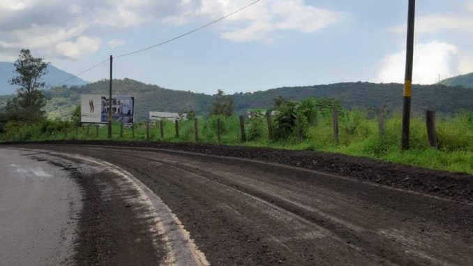 Después de más de 20 años en el olvido, el acceso principal a Tejupilco será reparado. El presidente Municipal, Anthony Domínguez recorrió la zona.