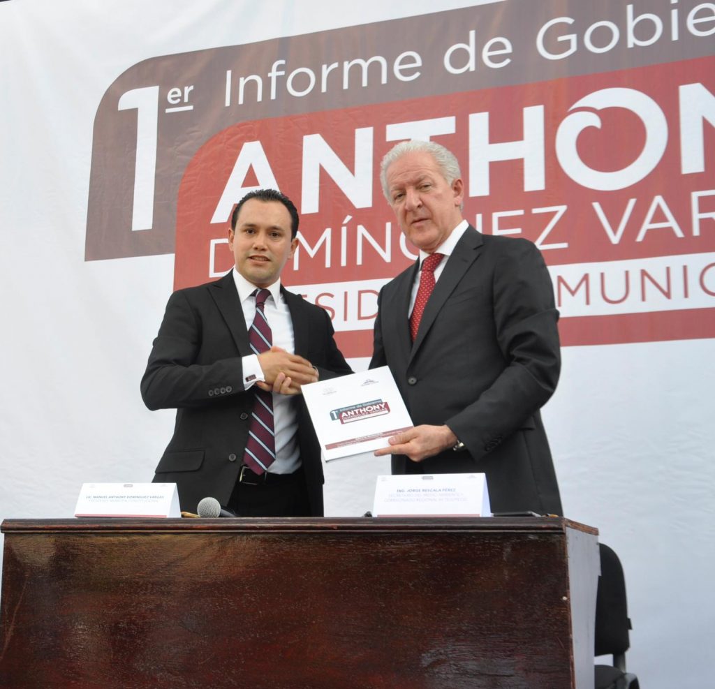 Anthony Domínguez rinde su primer informe de gobierno